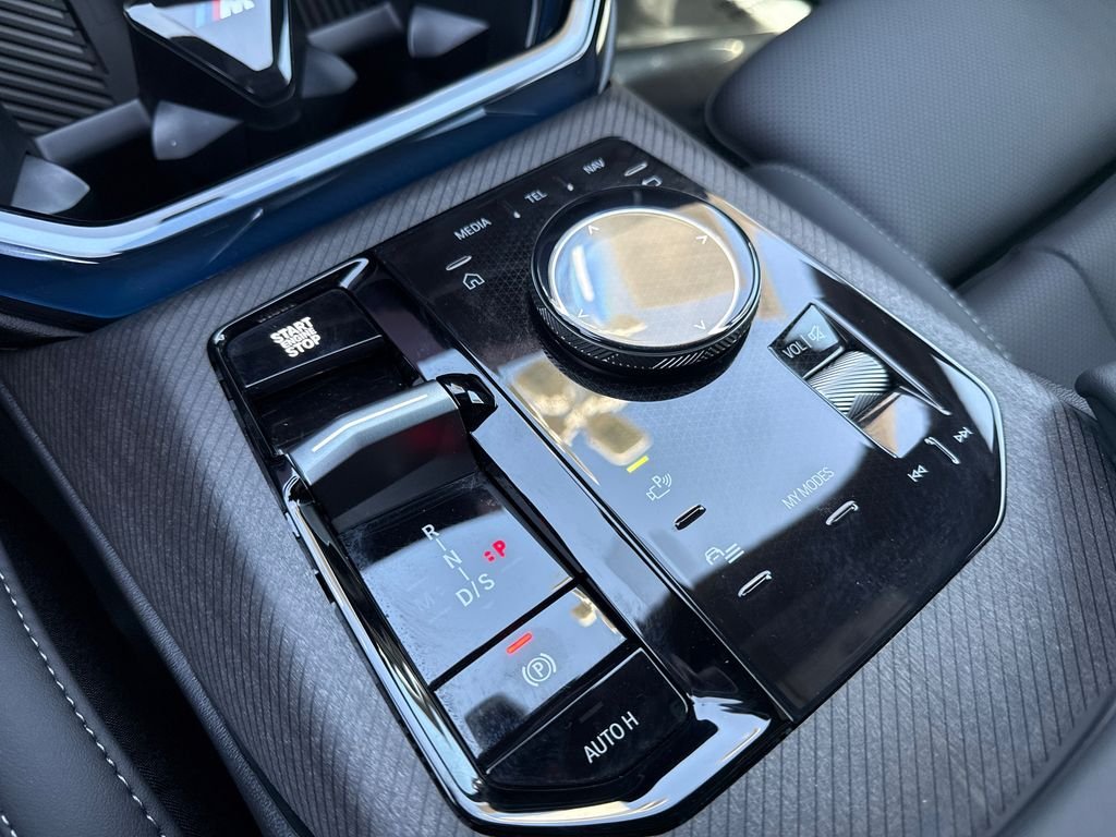 Used 2026 Gray BMW M50 xDrive image 25