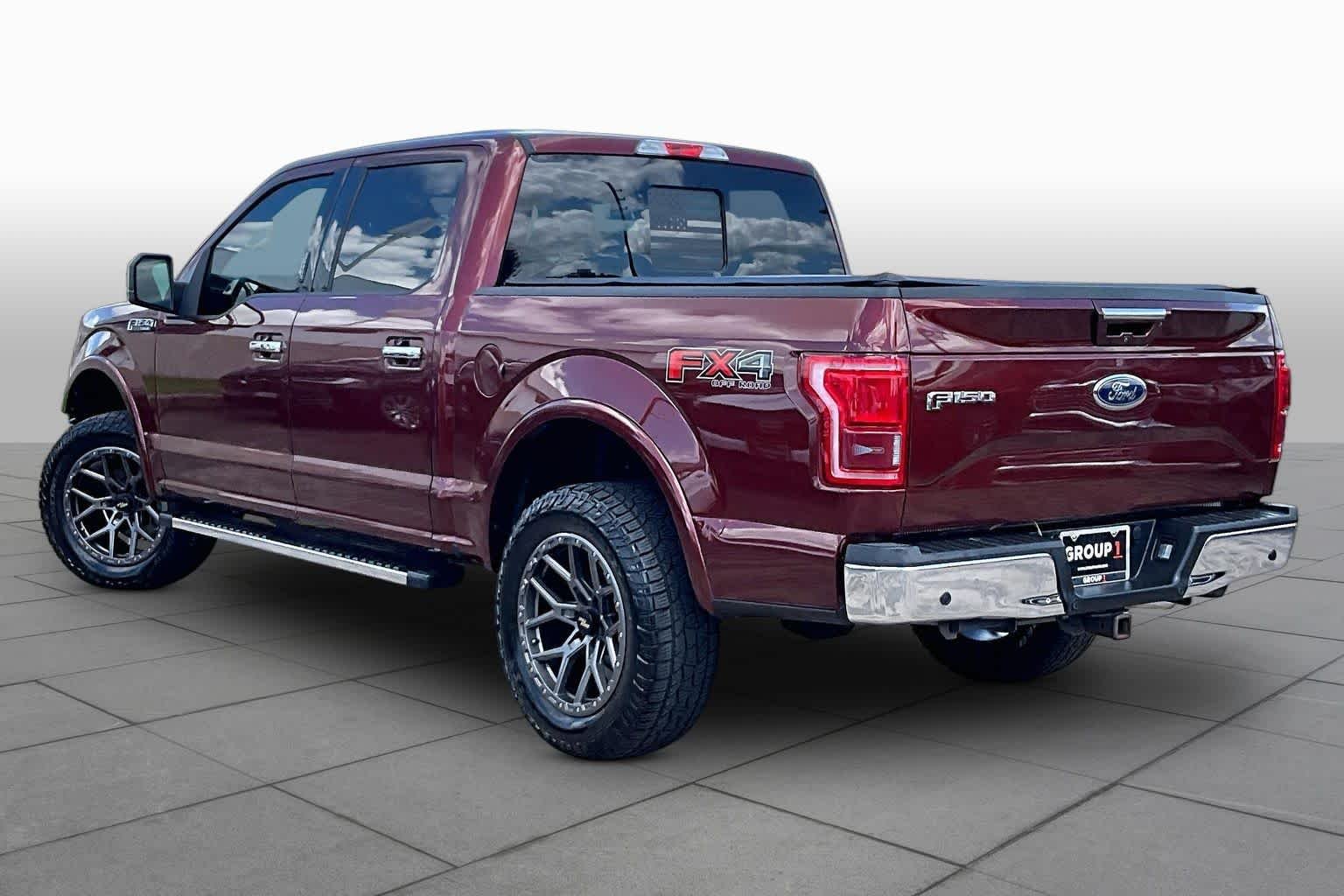 Used 2017 Bronze Fire Metallic Ford Lariat image 12