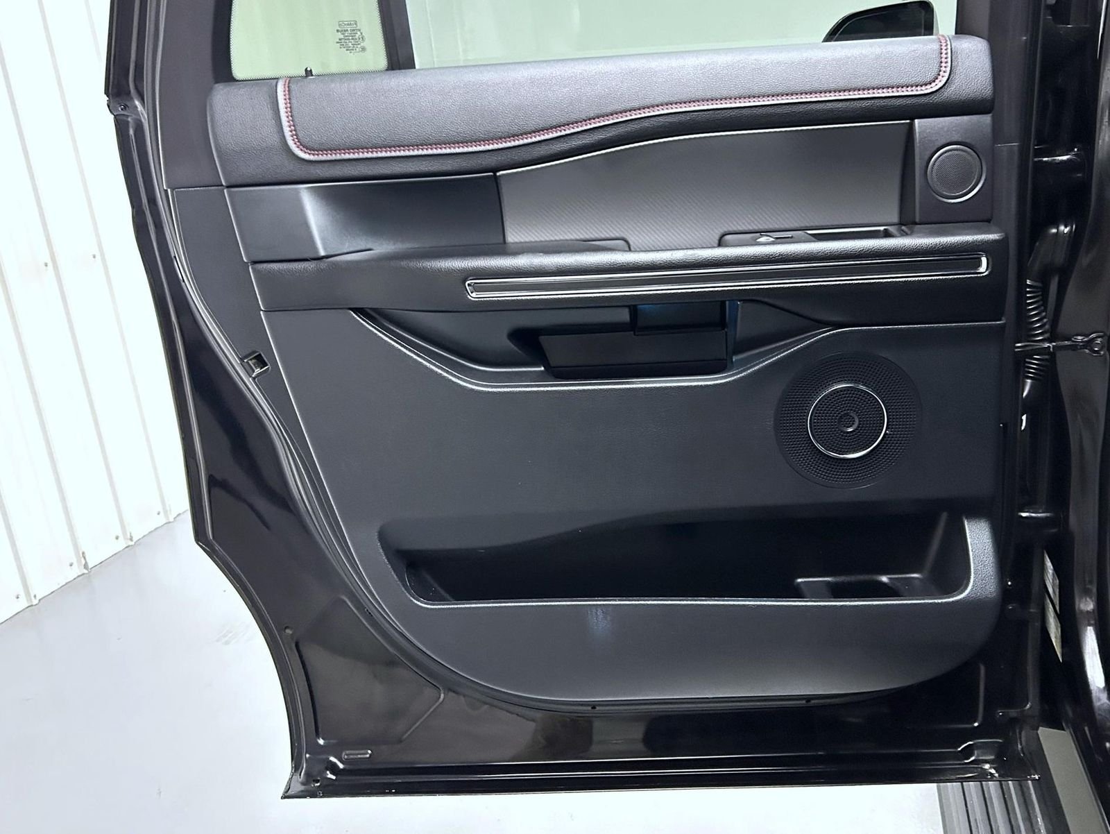 Used 2019 Black Ford Limited image 21