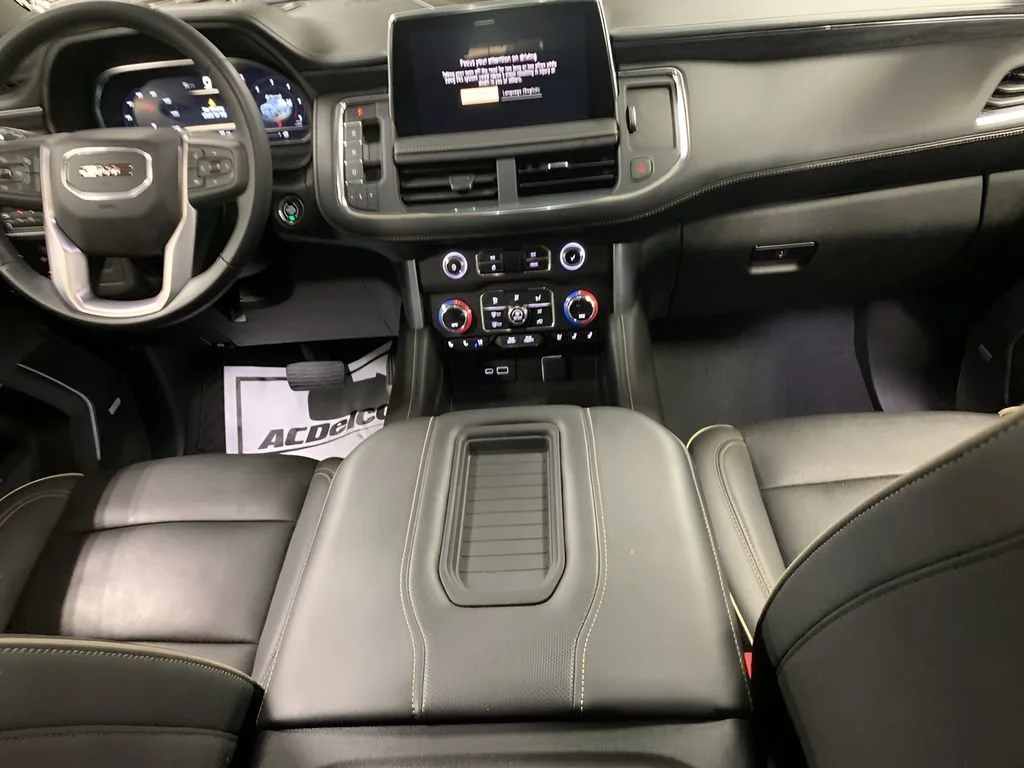 2023 GMC Yukon SLT - Photo 21