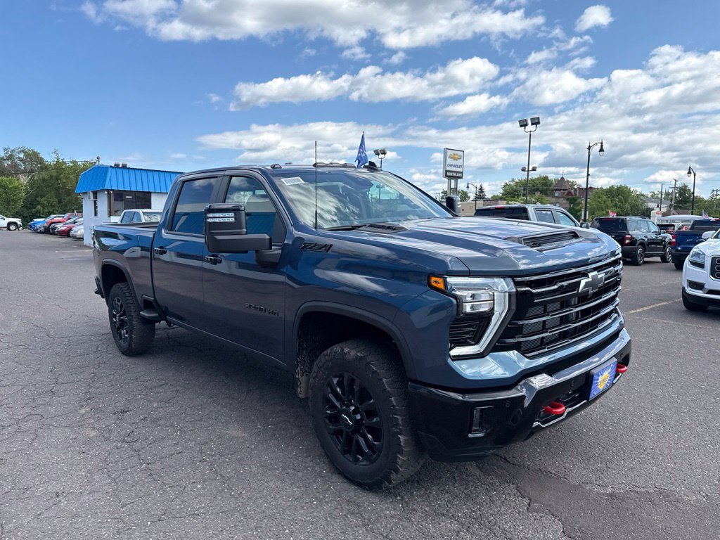 New 2026 Lakeshore Blue Metallic Chevrolet LT image 4
