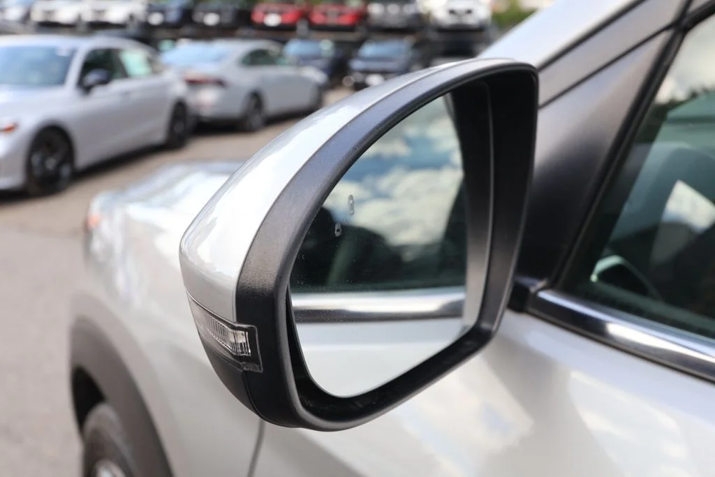 Used 2020 Silver Hyundai Limited image 15