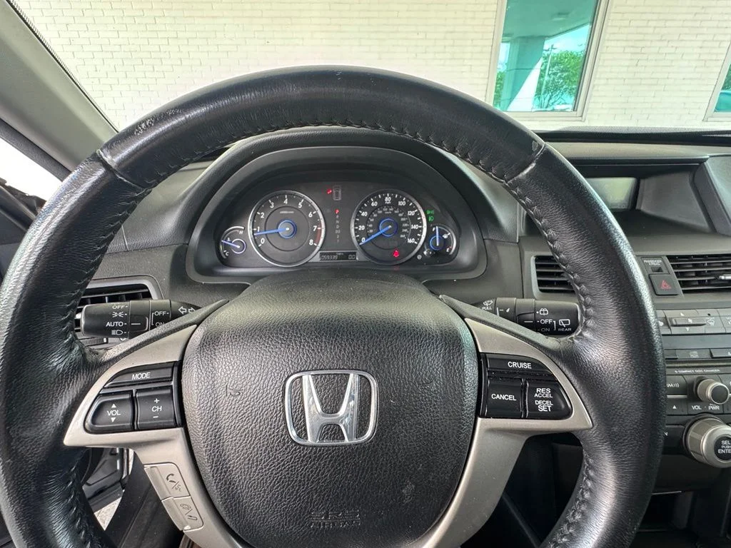 Used 2010 Polished Metal Metallic Honda EX-L image 33