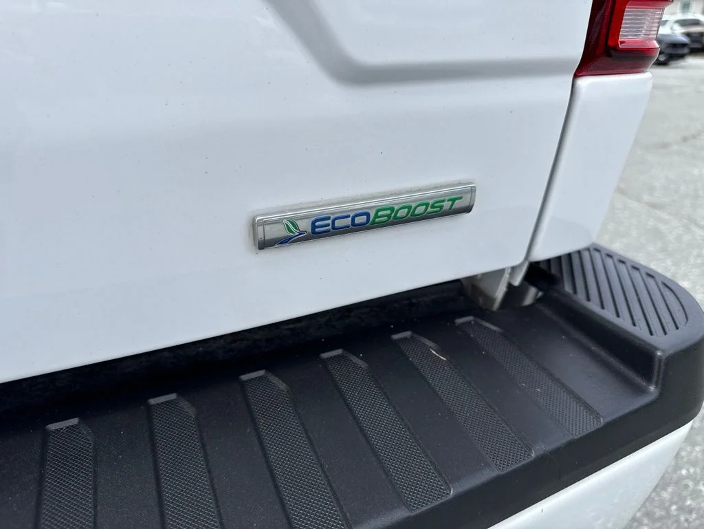 Used 2020 White Ford XLT image 29