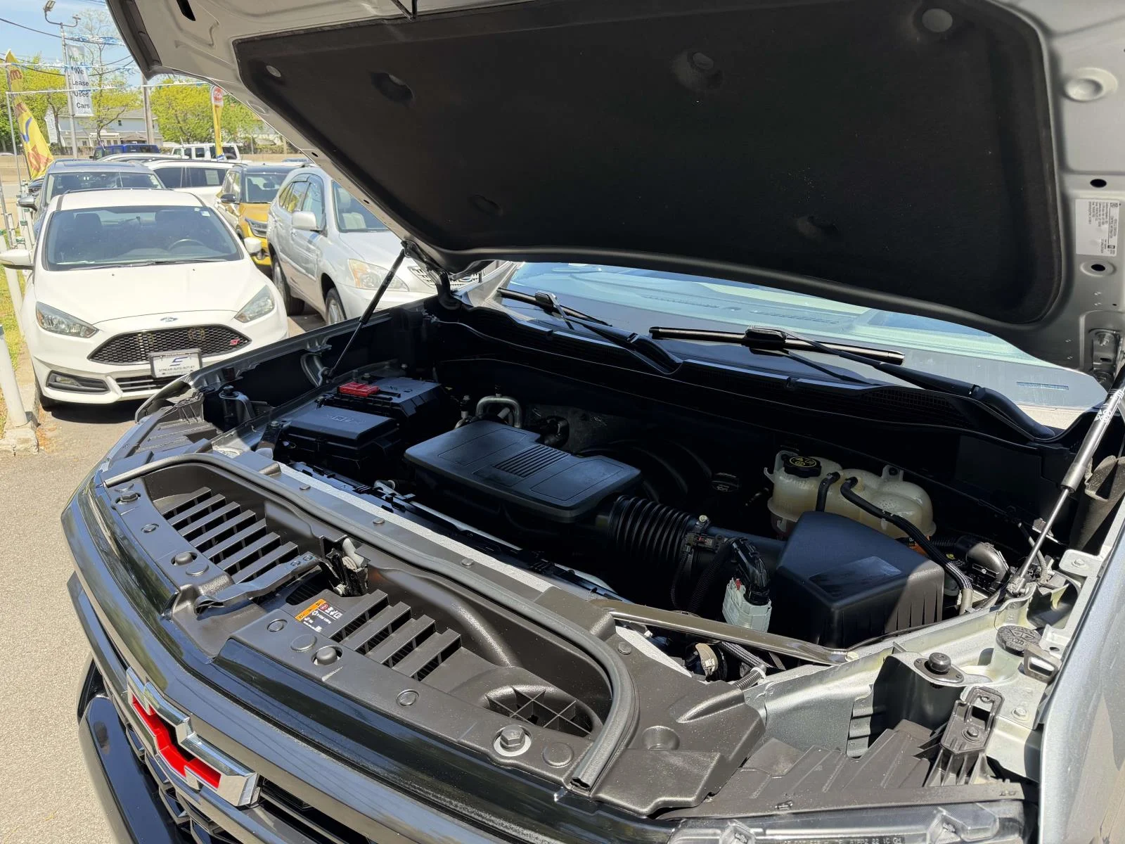 Used 2023 Gray Chevrolet ZR2 image 21