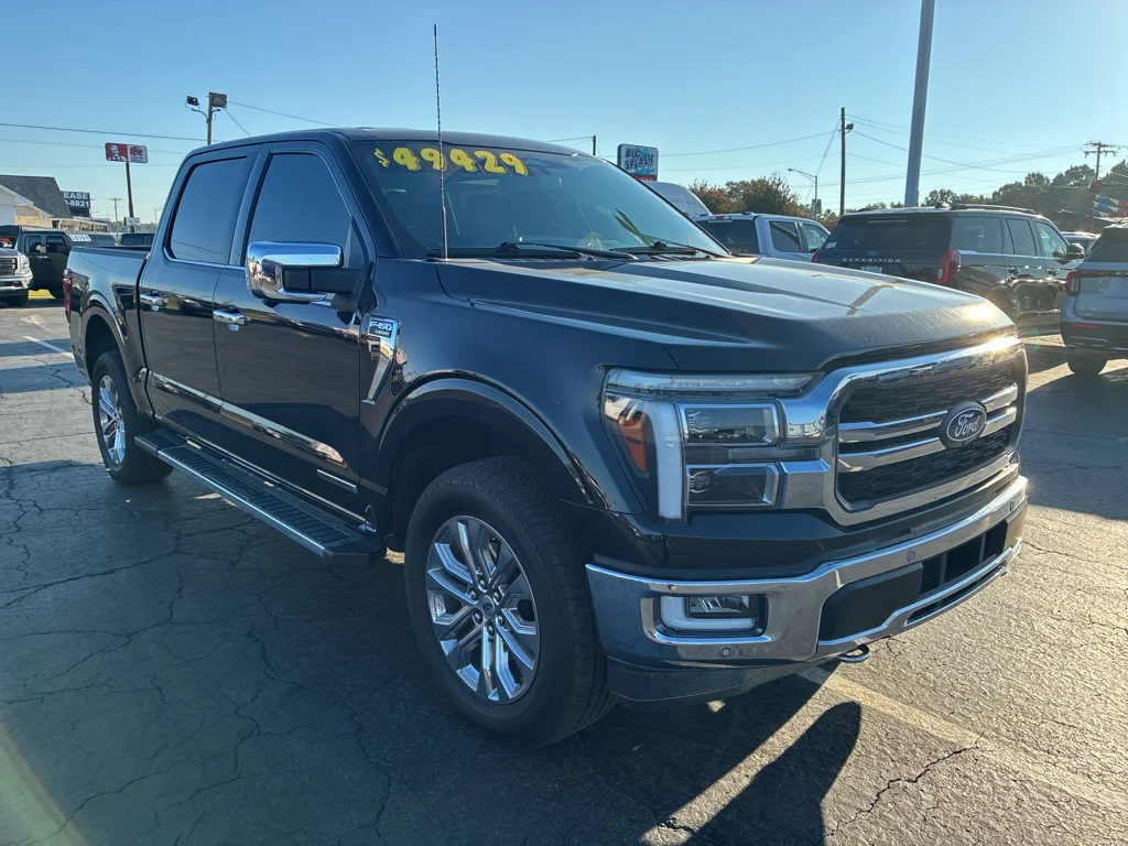 Used 2024 Agate Black Metallic Ford LARIAT image 3