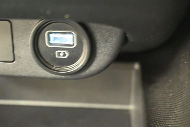 Used 2023 Silver Hyundai SEL image 24