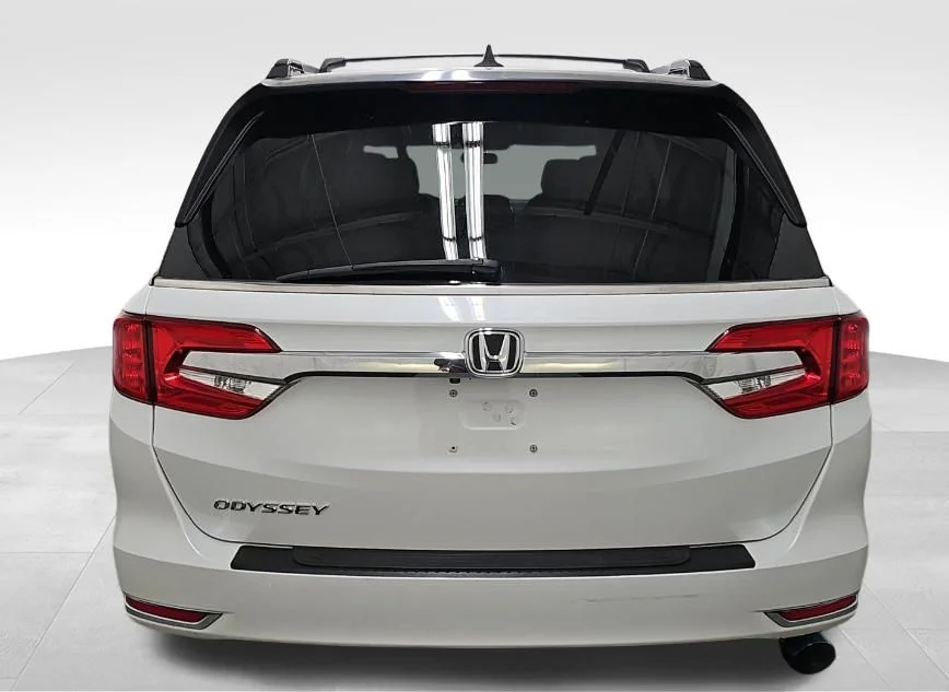 Used 2020  Honda EX image 8