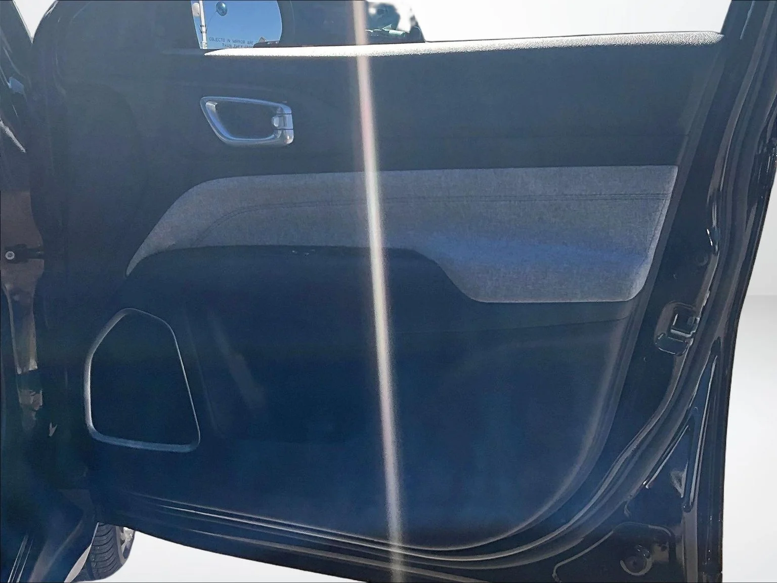 Used 2023 Black Jeep Latitude image 25