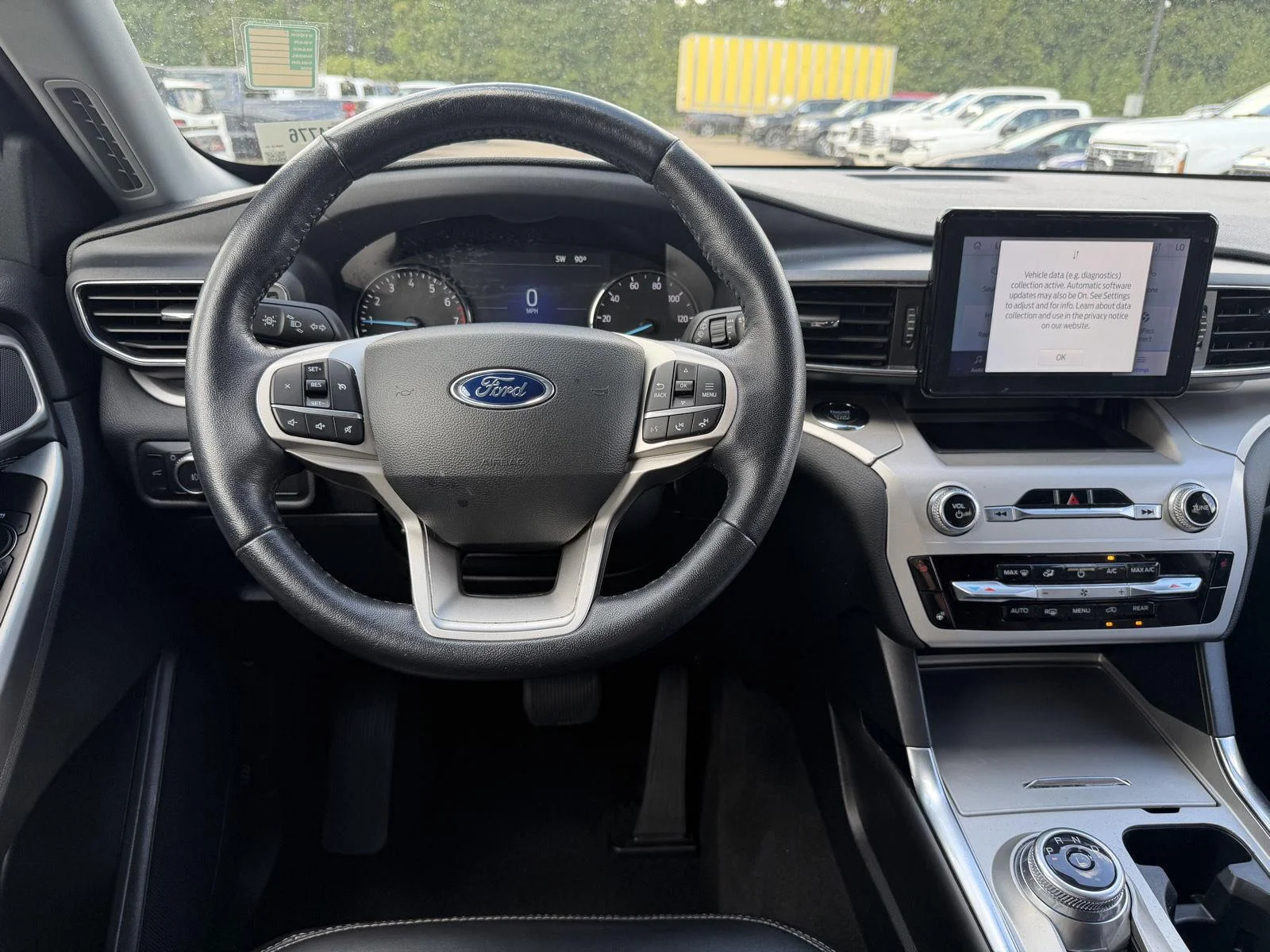 Used 2022 Iconic Silver Ford XLT image 8