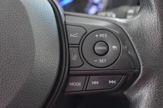 Used 2022 Black Toyota XLE image 27