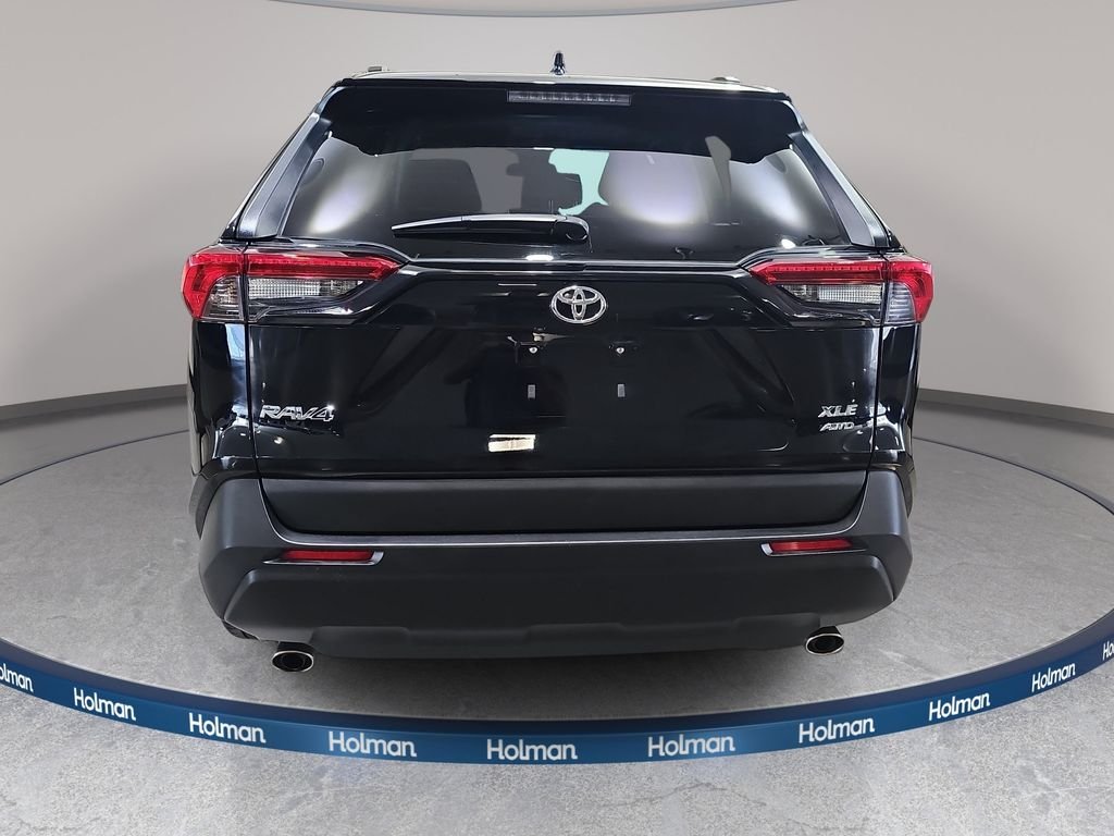 Used 2025 Black Toyota XLE image 7