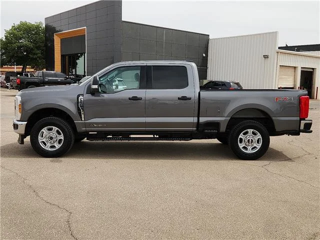 Used 2025 Gray Ford  image 2