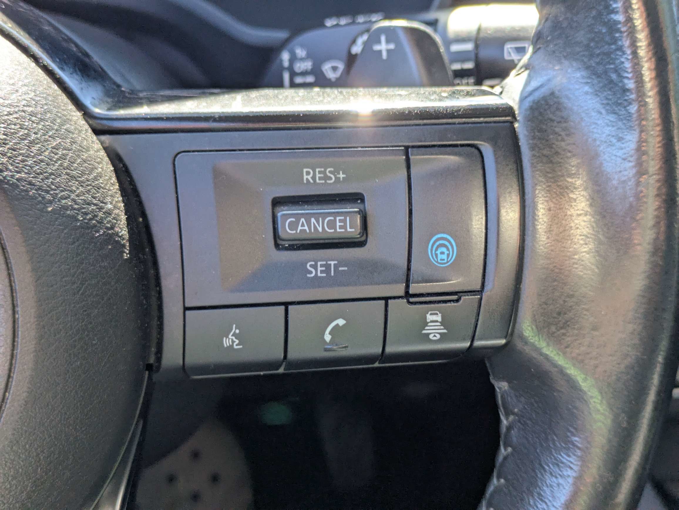 Used 2021 Red Nissan SV image 23
