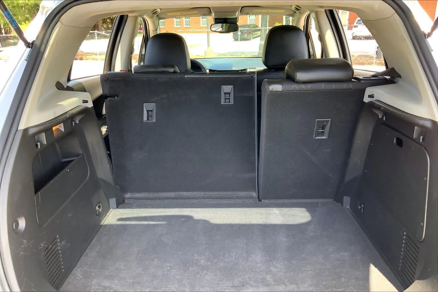 Used 2017 Silver Ice Metallic Chevrolet LT image 36