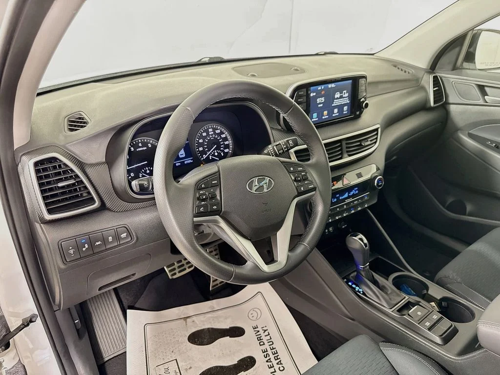 Used 2019 Dazzling White Hyundai Night image 15