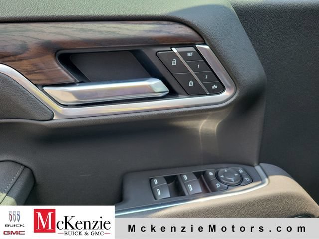 2026 GMC Sierra 1500 SLT - Photo 9