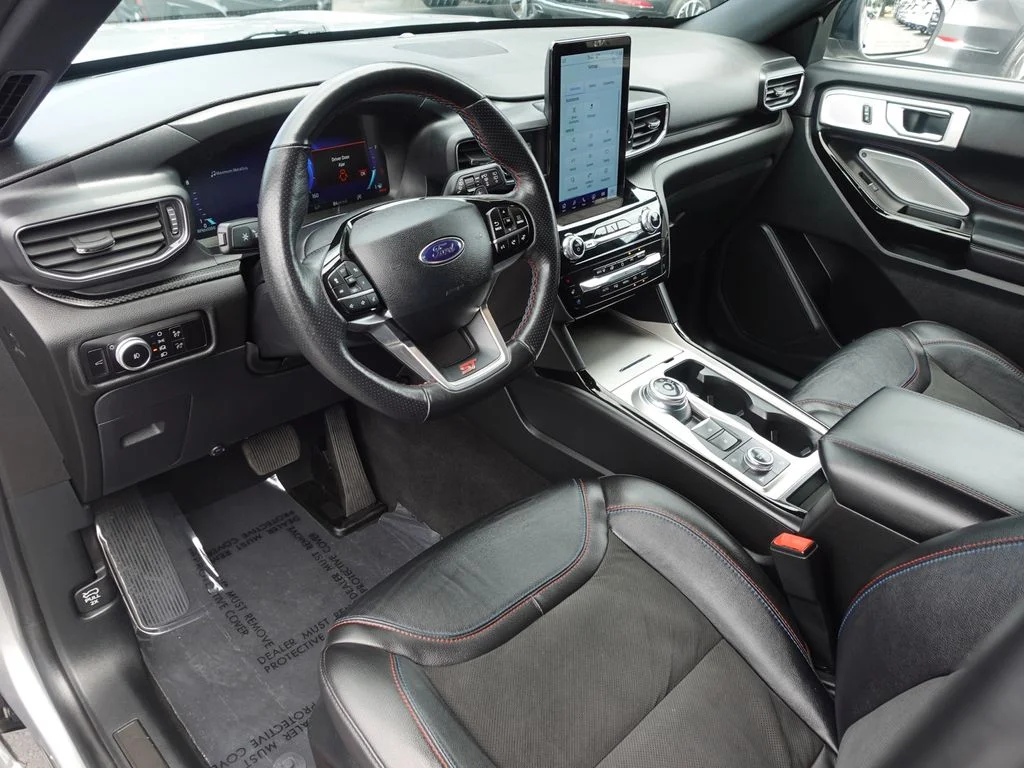 Used 2023 Silver Metallic Ford ST image 11