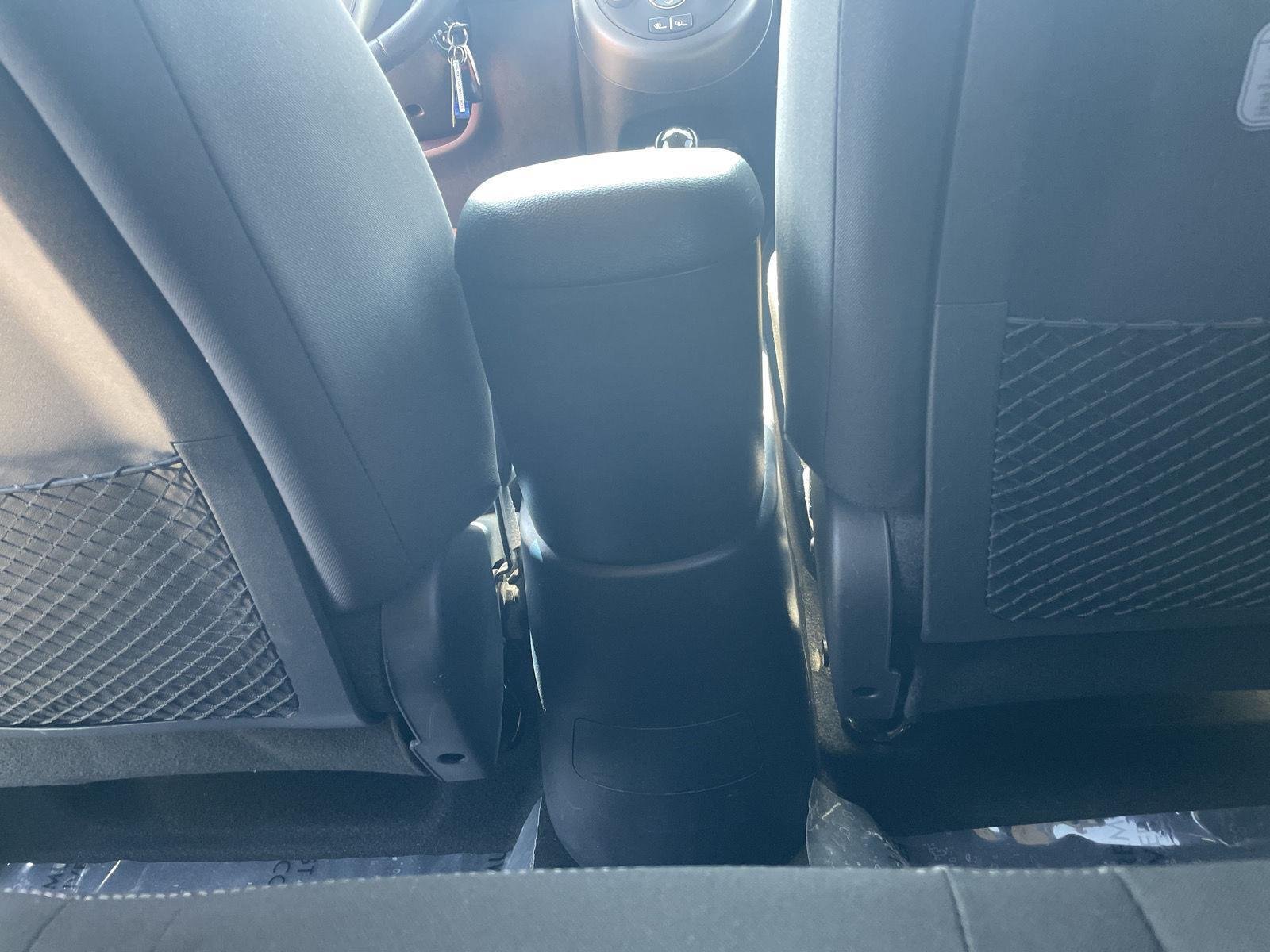 Used 2012 Molten Kia + image 11