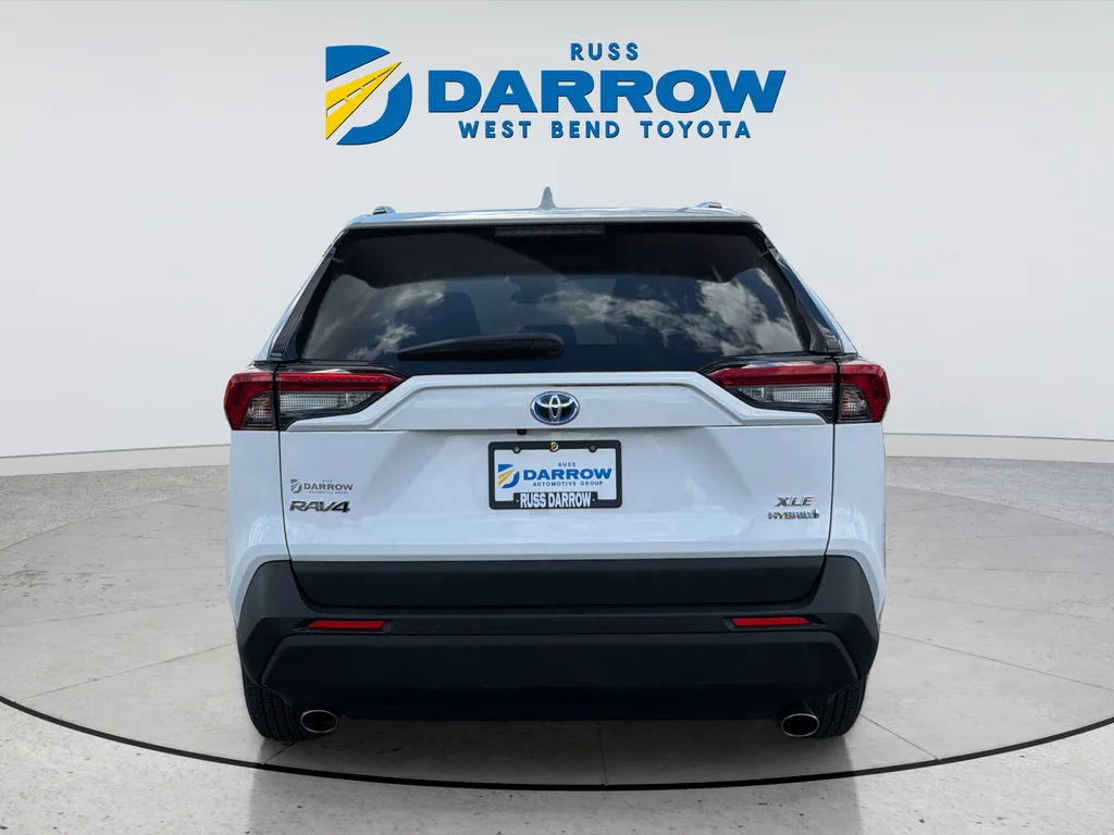 Used 2023 White Toyota XLE image 4