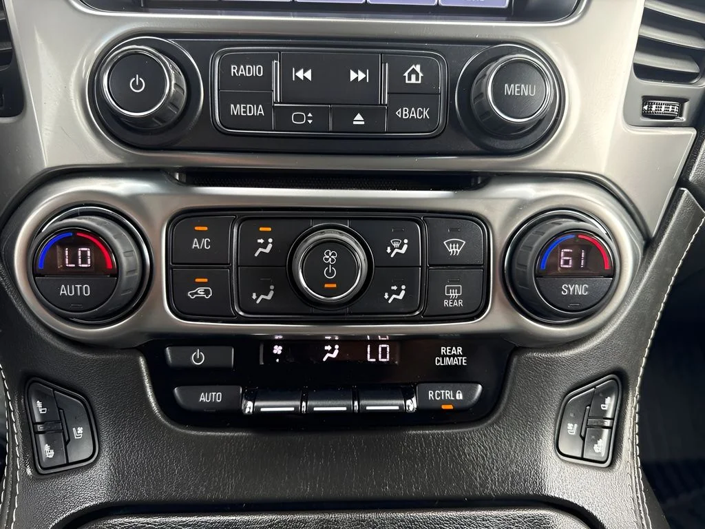Used 2020 Gray Chevrolet RST image 22