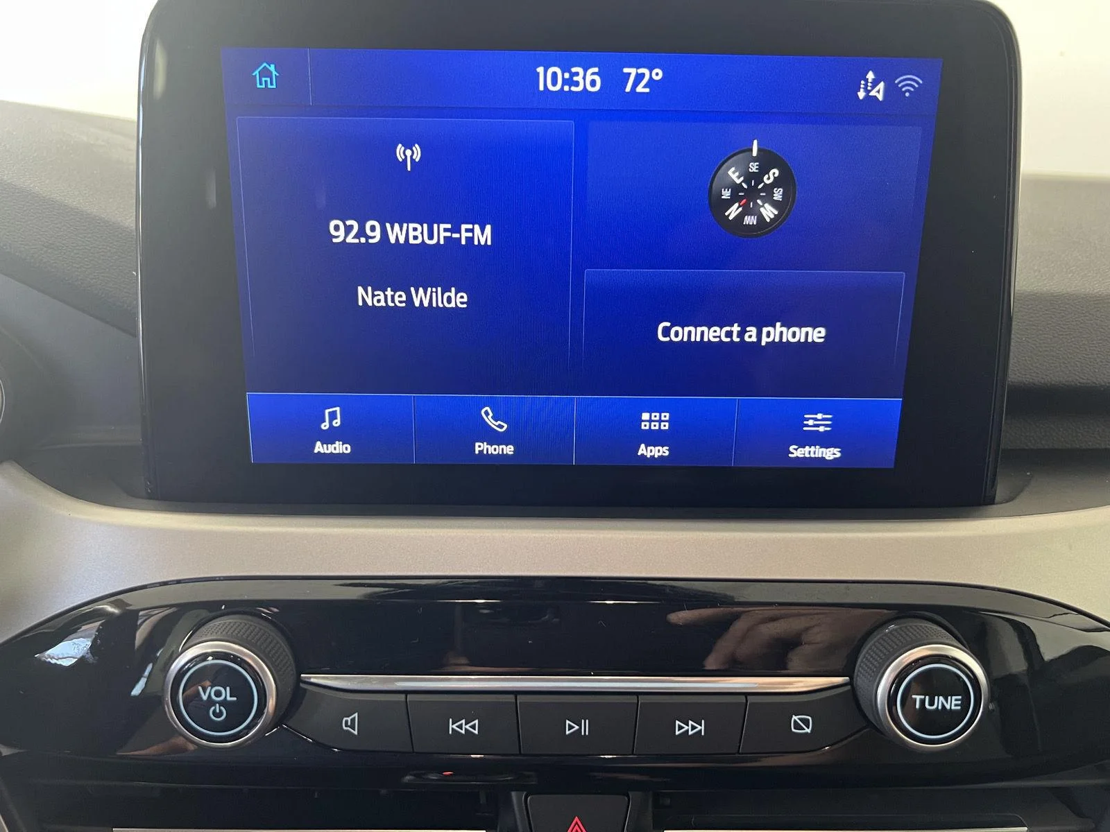 Used 2021 Carbonized Grey Ford SE image 14
