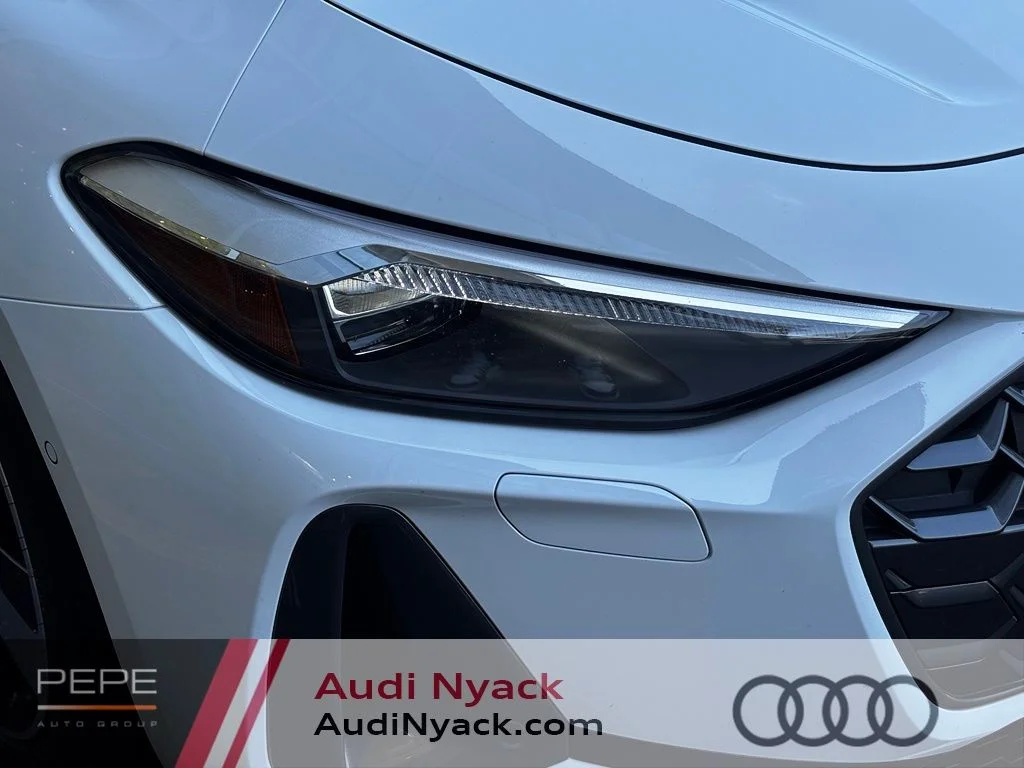 Used 2025 White Audi 2.0T Premium image 7