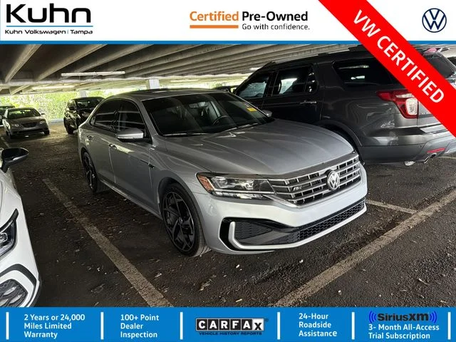 2020 Volkswagen Passat 2.0T R-Line Auto's photo