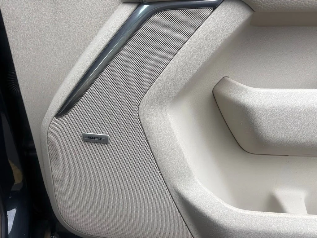 Used 2022 Hunter Green GMC Denali image 22