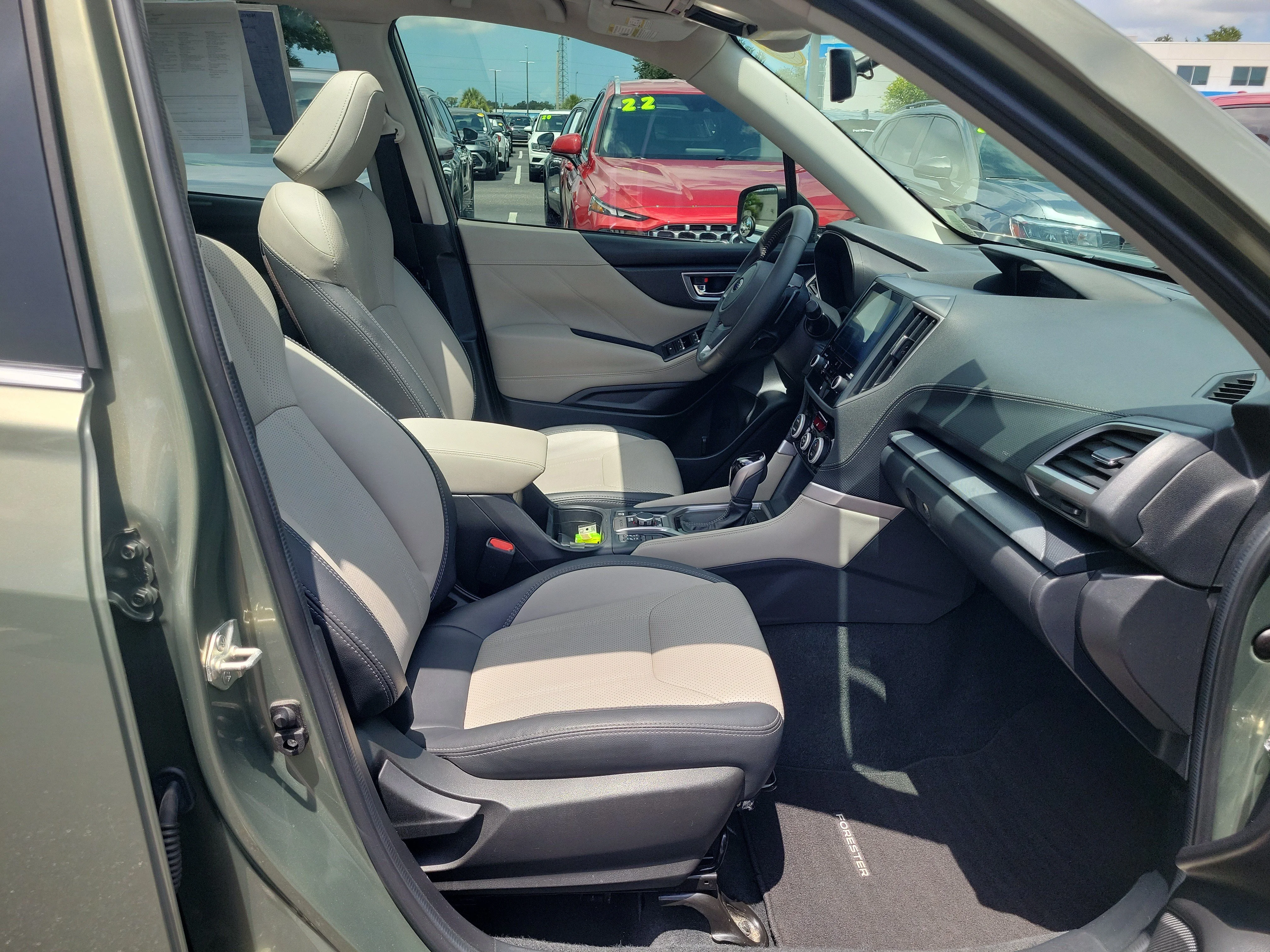 Used 2021 Jasper Green Metallic Subaru Limited image 10