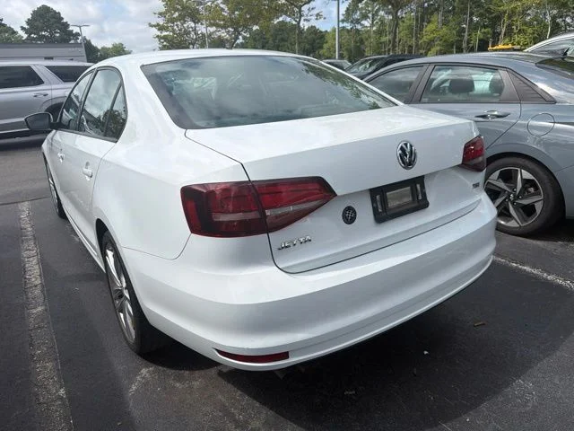 Used 2018 Pure White Volkswagen 1.4T S image 6