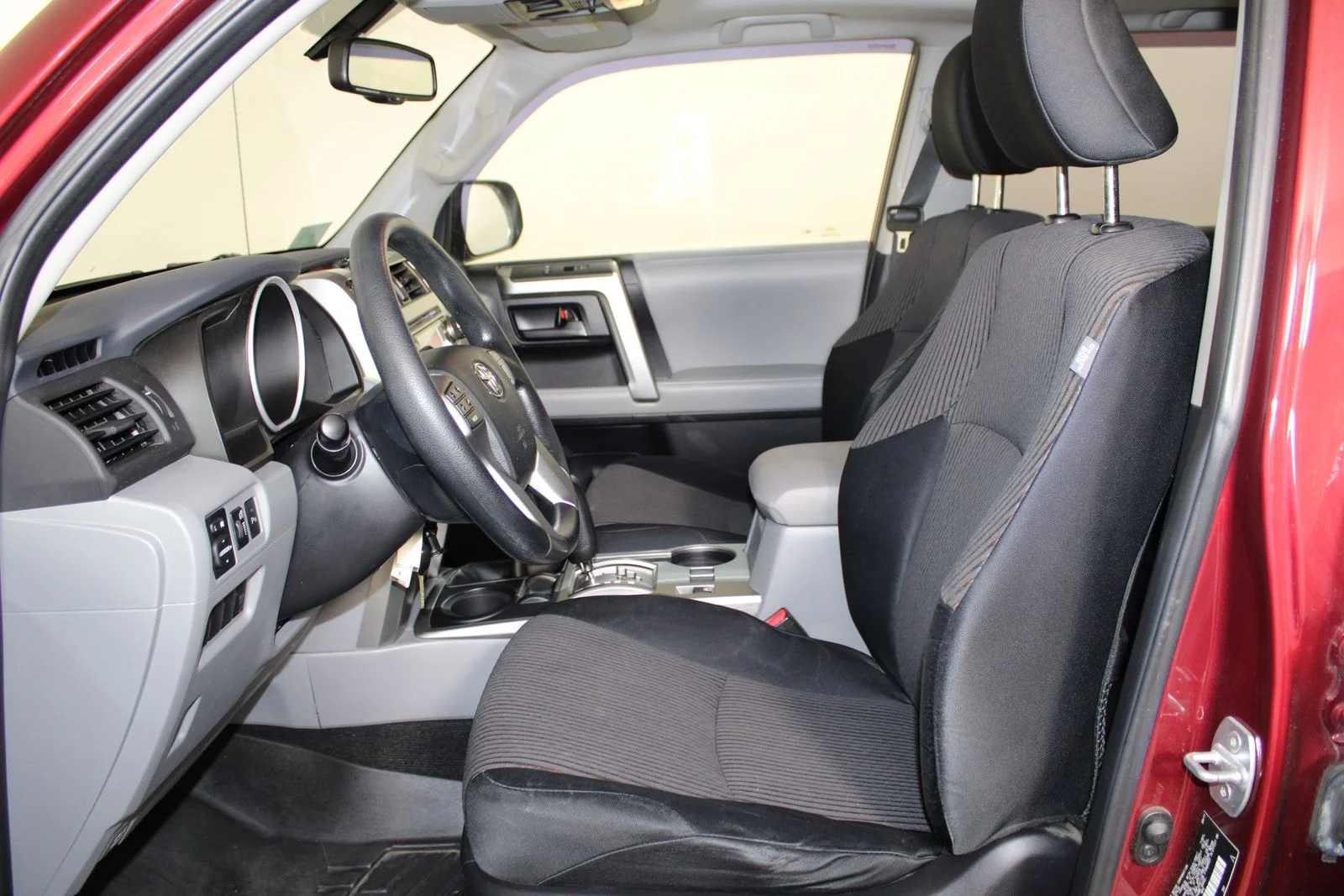 Used 2011 Red Toyota SR5 image 8