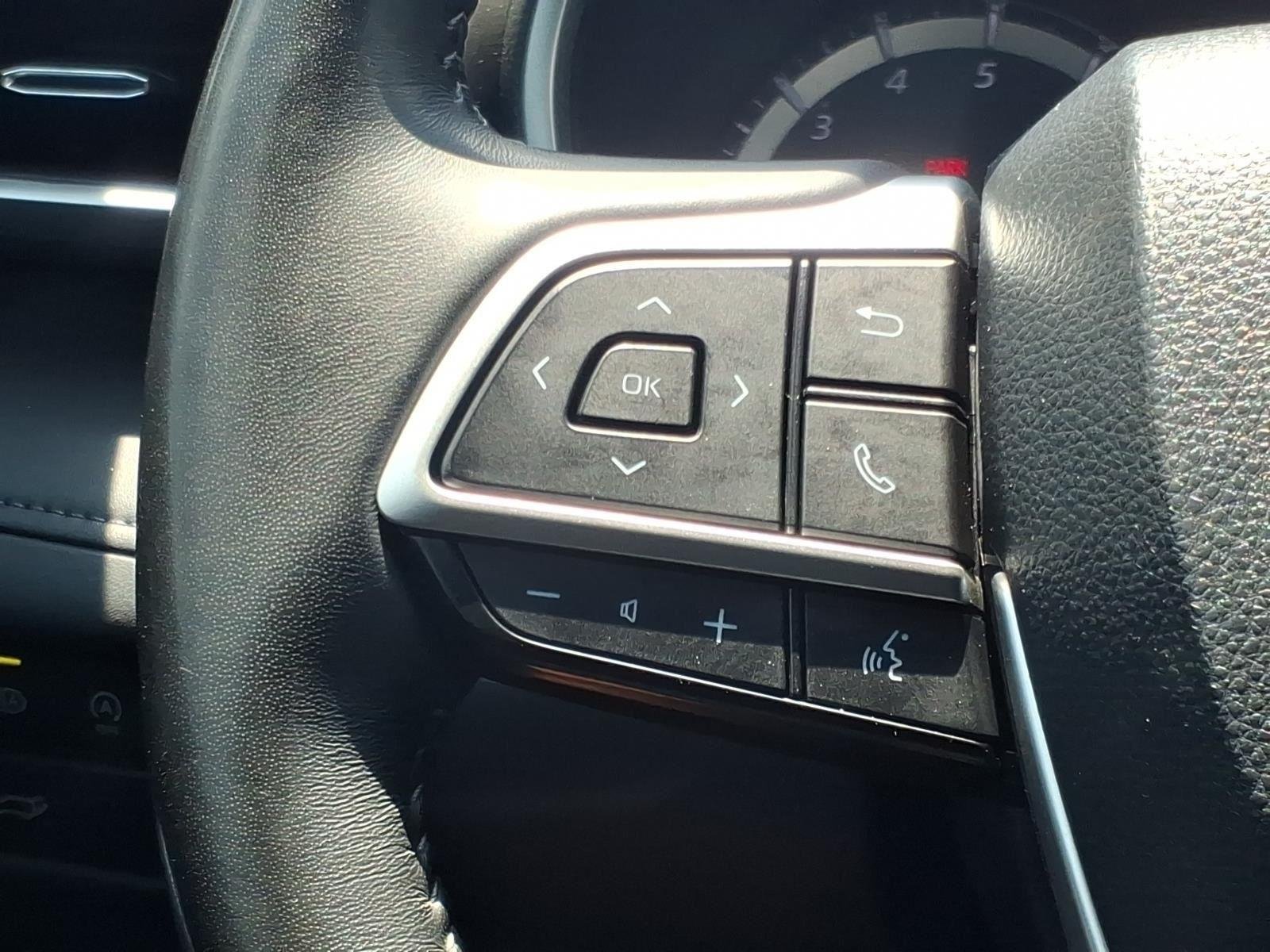 Used 2023 Magnetic Gray Metallic Toyota XLE image 29