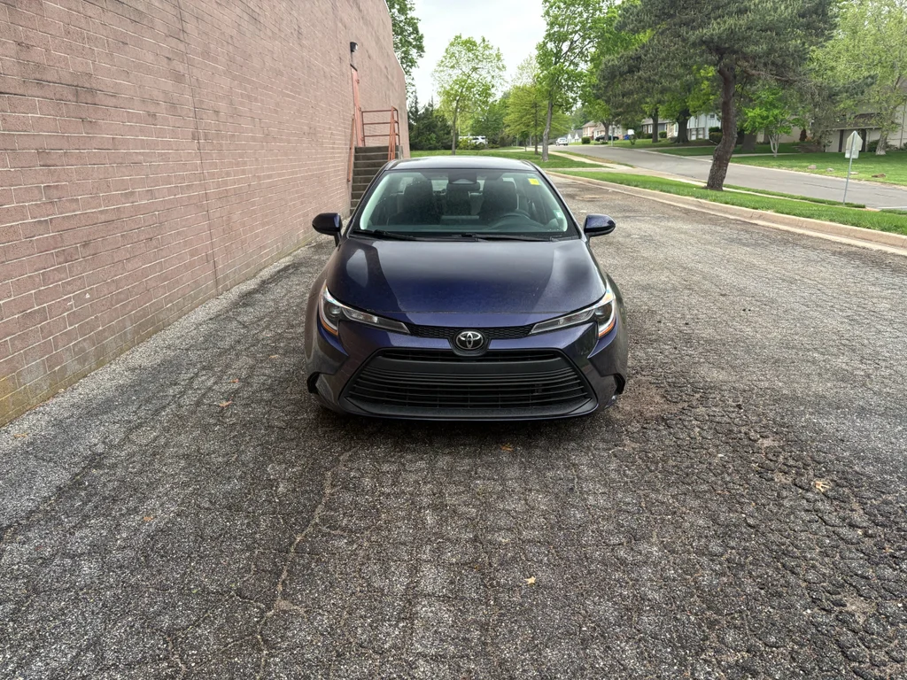Used 2024 Blueprint Toyota LE image 2