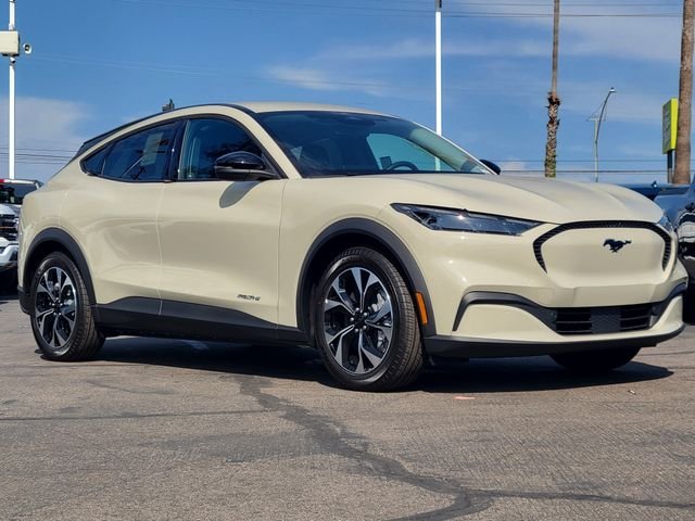 New 2026 Desert Sand Ford Select image 25
