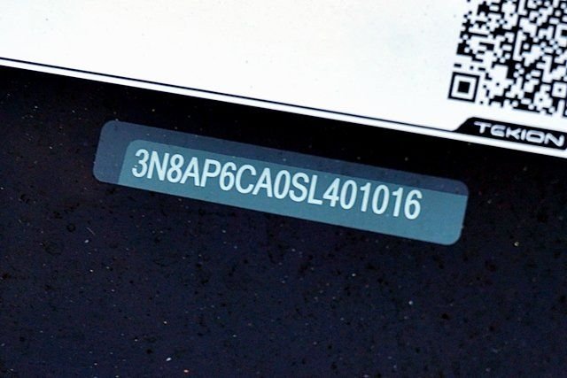 Used 2025 Brown Nissan SV image 32