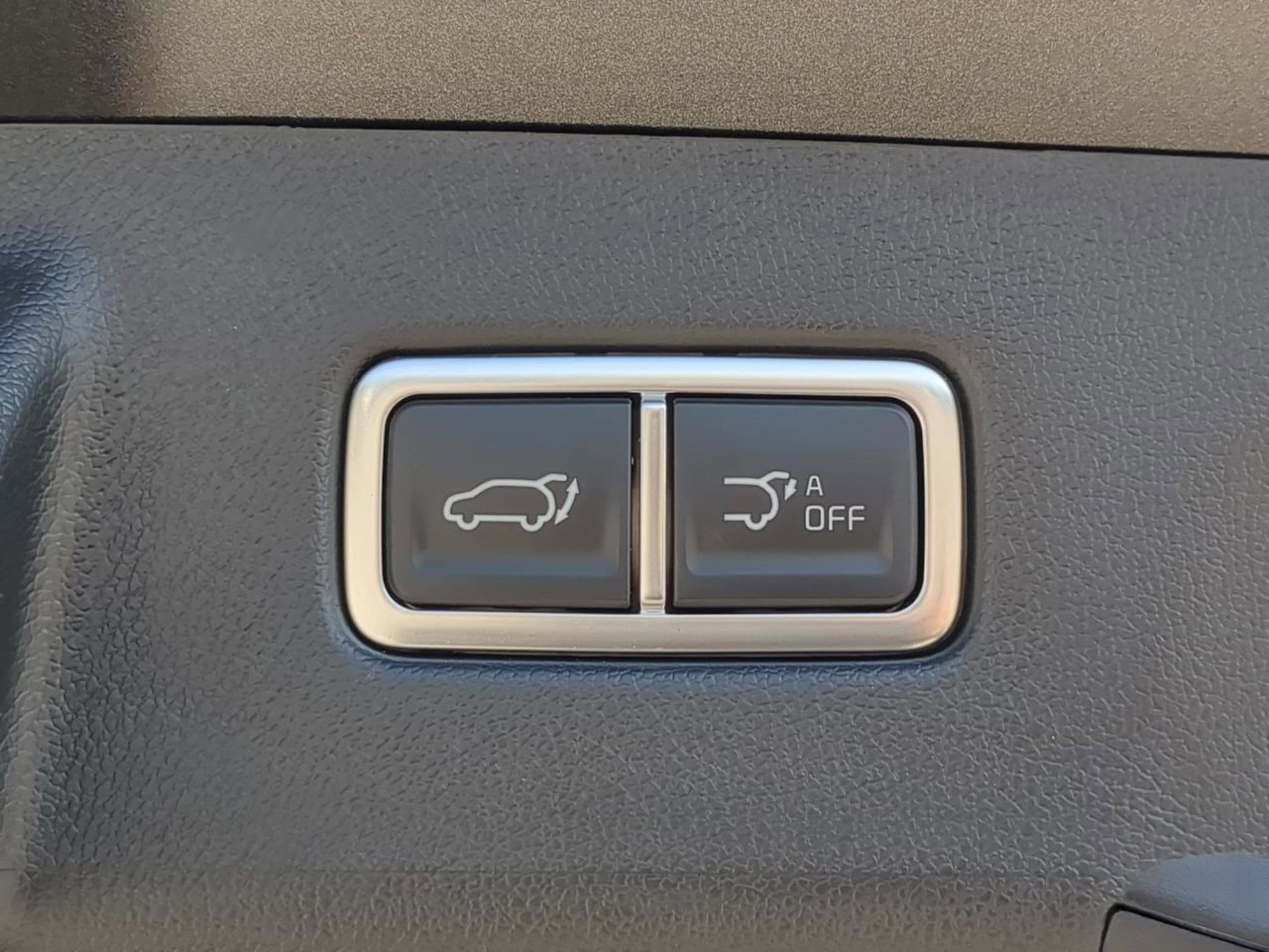 New 2026 Interstellar Gray Kia EX image 15