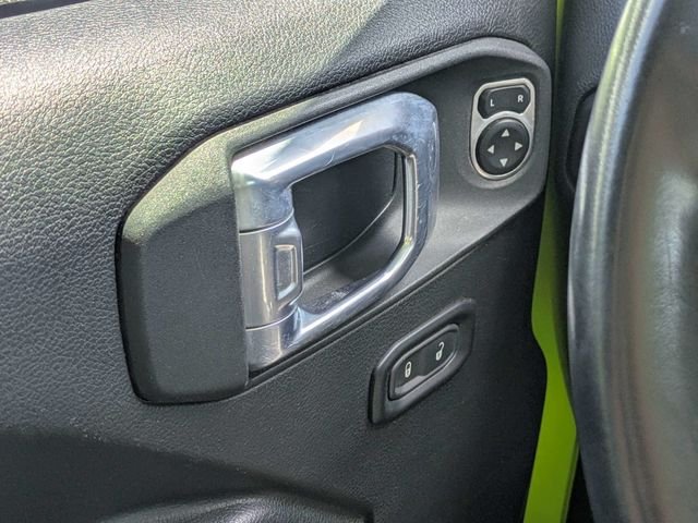 Used 2021 Green Jeep Rubicon image 23