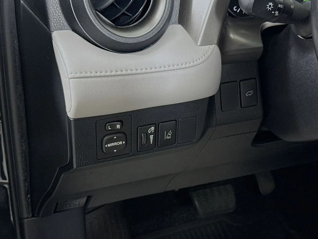 Used 2016 Black Sand Pearl Toyota Limited image 15