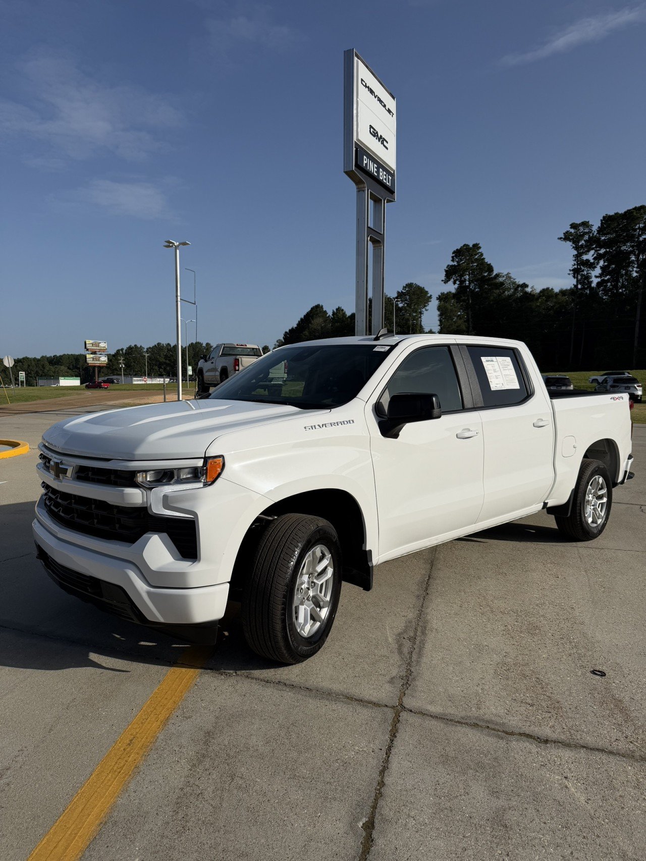 Used 2026 Summit White Chevrolet RST image 1