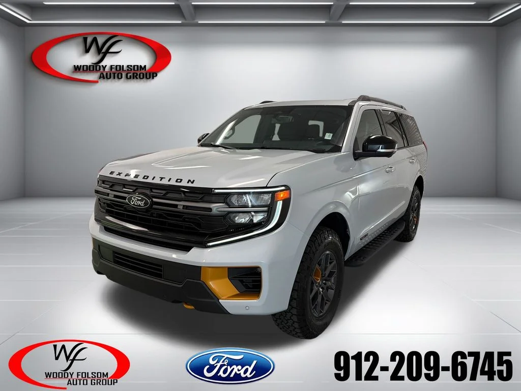 New 2026 Space Silver Metallic Ford Tremor® image 1