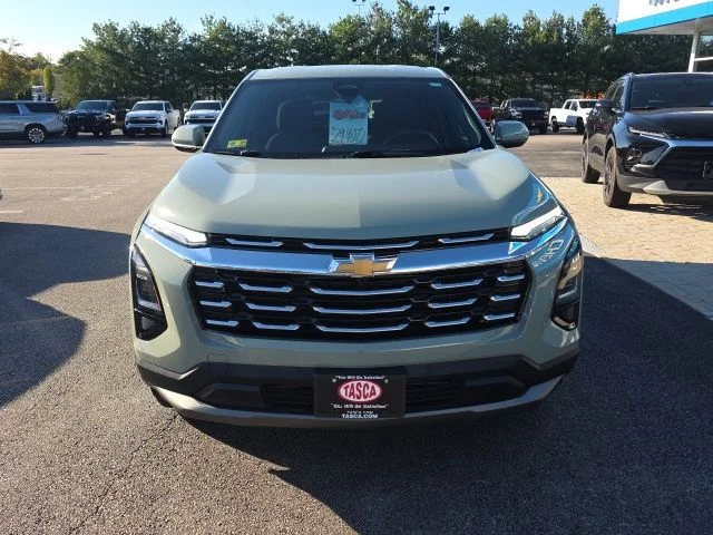 Used 2026 Green Chevrolet LT image 8
