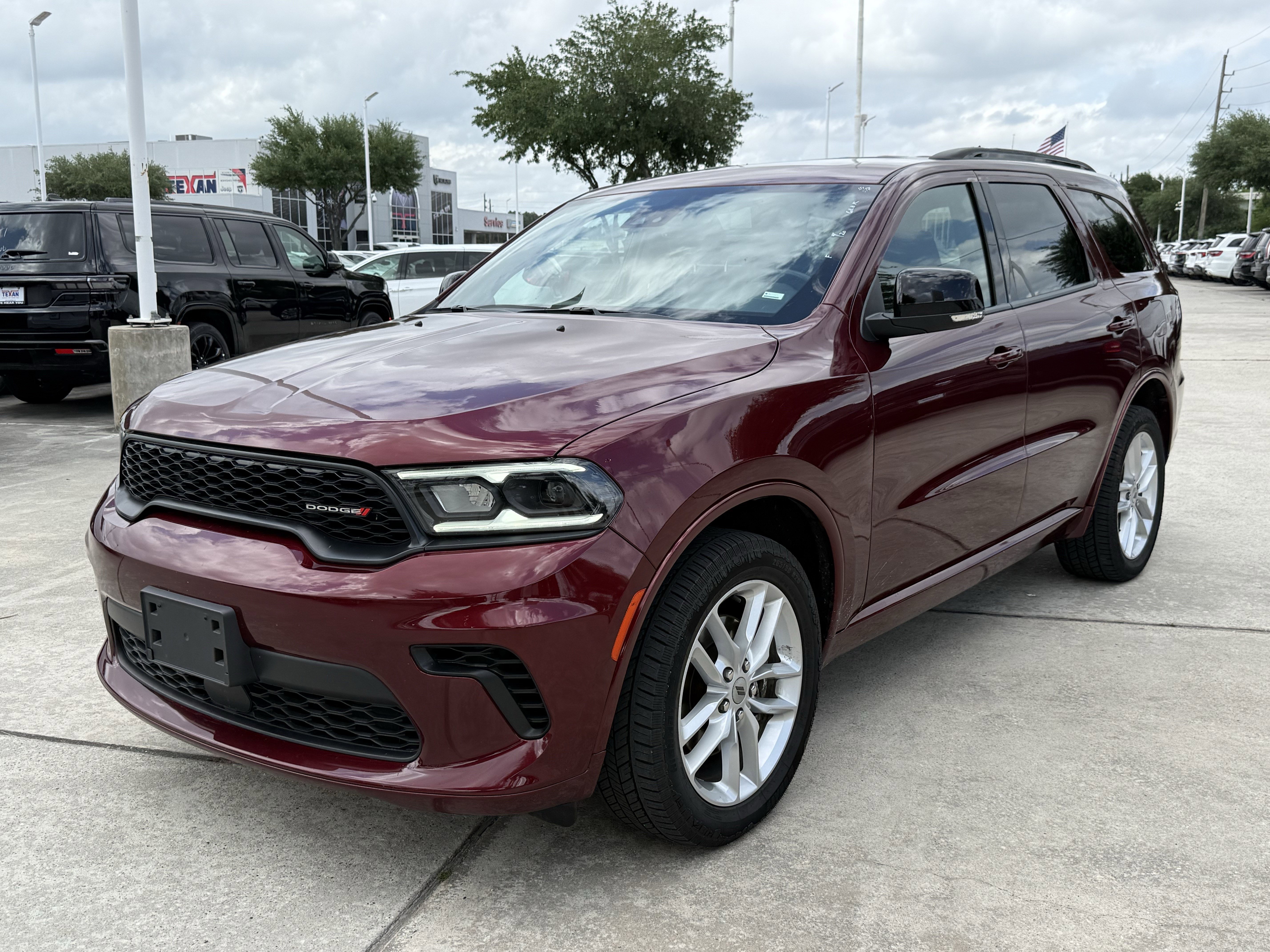 Used 2024 Octane Red Pearlcoat Dodge  image 8