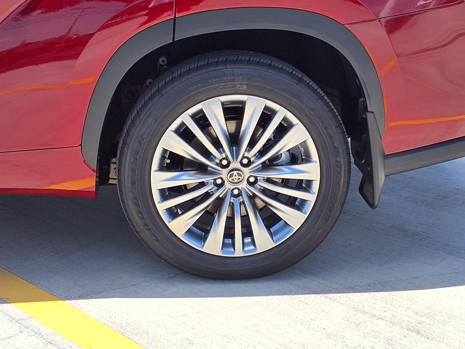 New 2026 Ruby Flare Pearl Toyota Platinum image 9