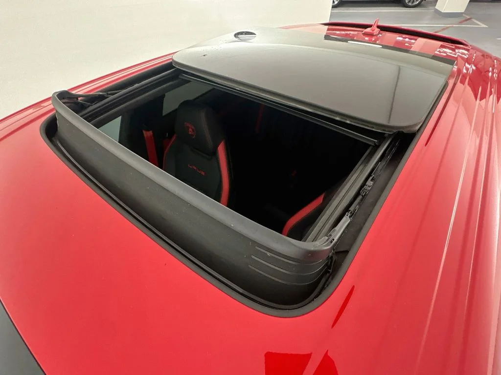 Used 2023 Red Lamborghini S image 23