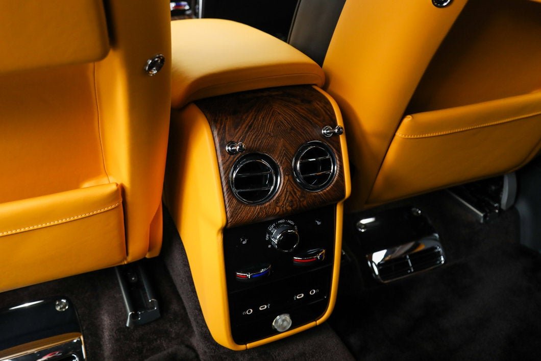 Used 2025 Brown Rolls-Royce  image 43