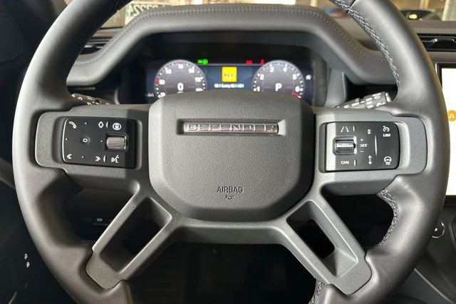 New 2026 Fuji White Land Rover S image 22