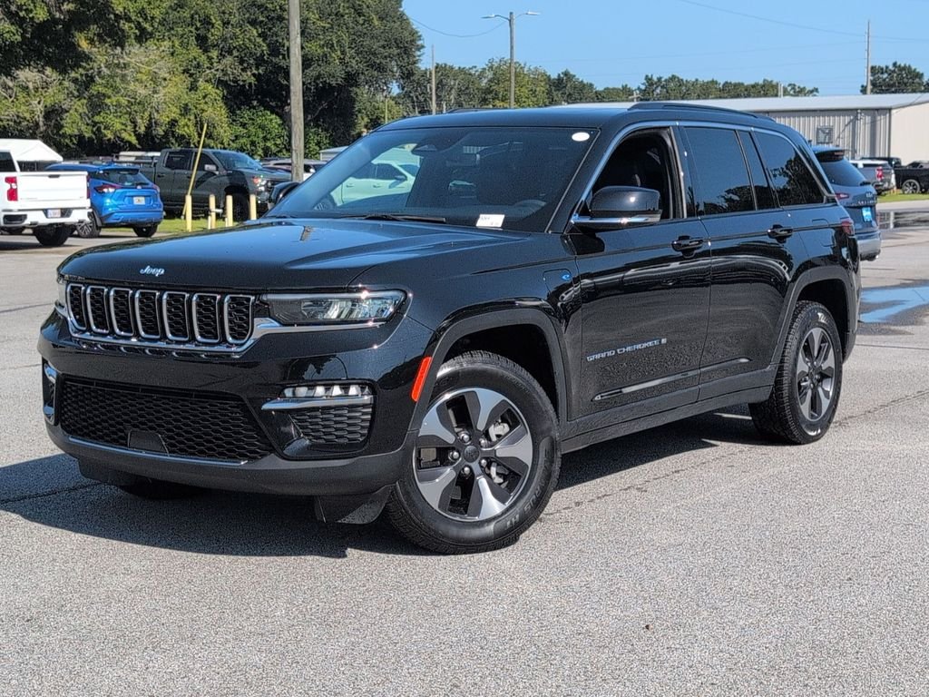 Used 2024 Black Jeep 4xe image 1