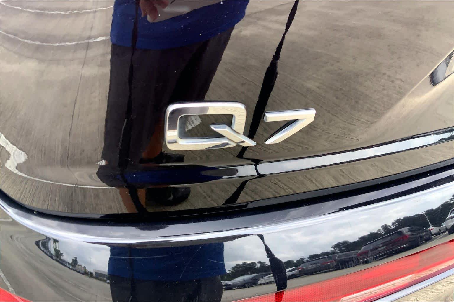 Used 2018 Orca Black Metallic Audi Premium Plus image 30