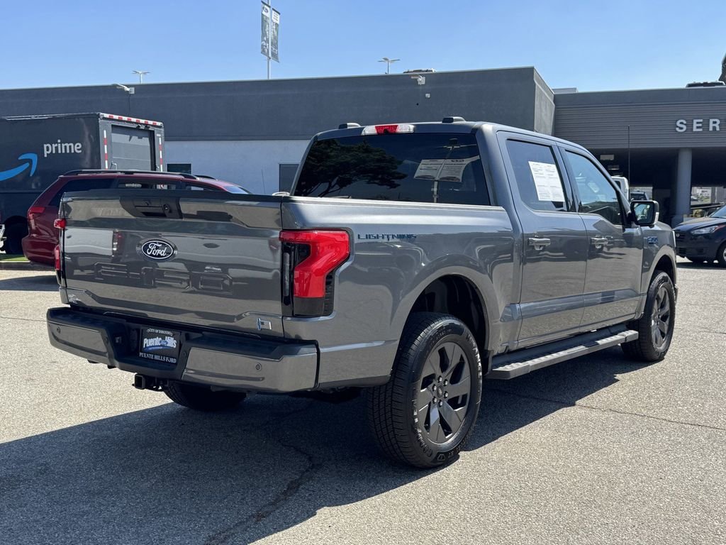 2025 Ford F-150 Lightning Flash - Photo 6